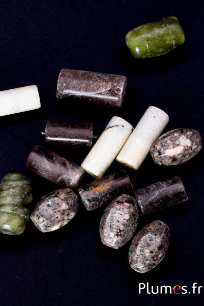 Perle in pietra naturale - 15-20 mm, foro 2 mm - verde-bianco-marrone-beige